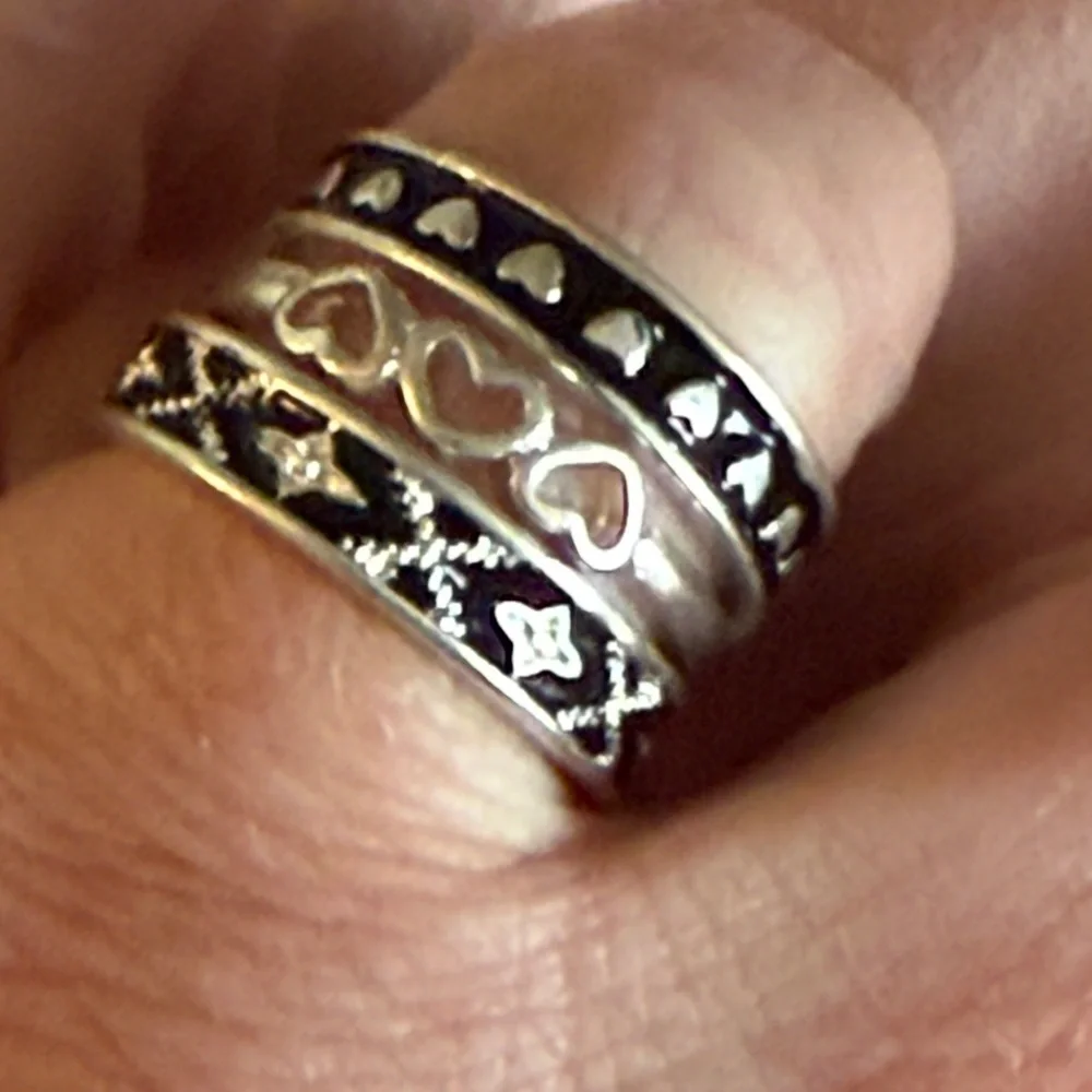 Elegant Silver-Toned Heart and Star Ring Set